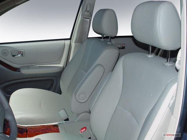 2007_toyota_highlander_frontseat