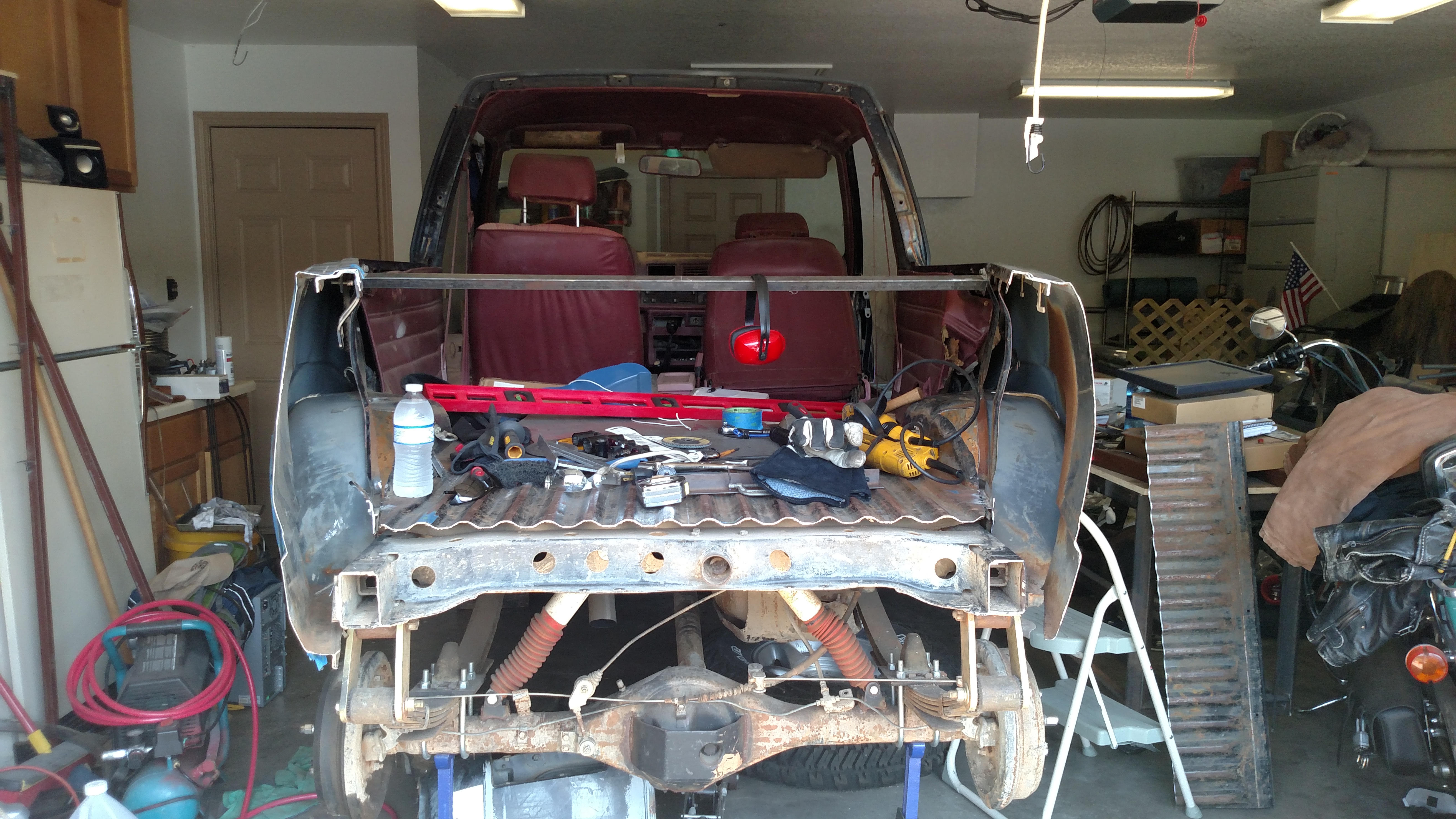 Dovetail of both side tacked in