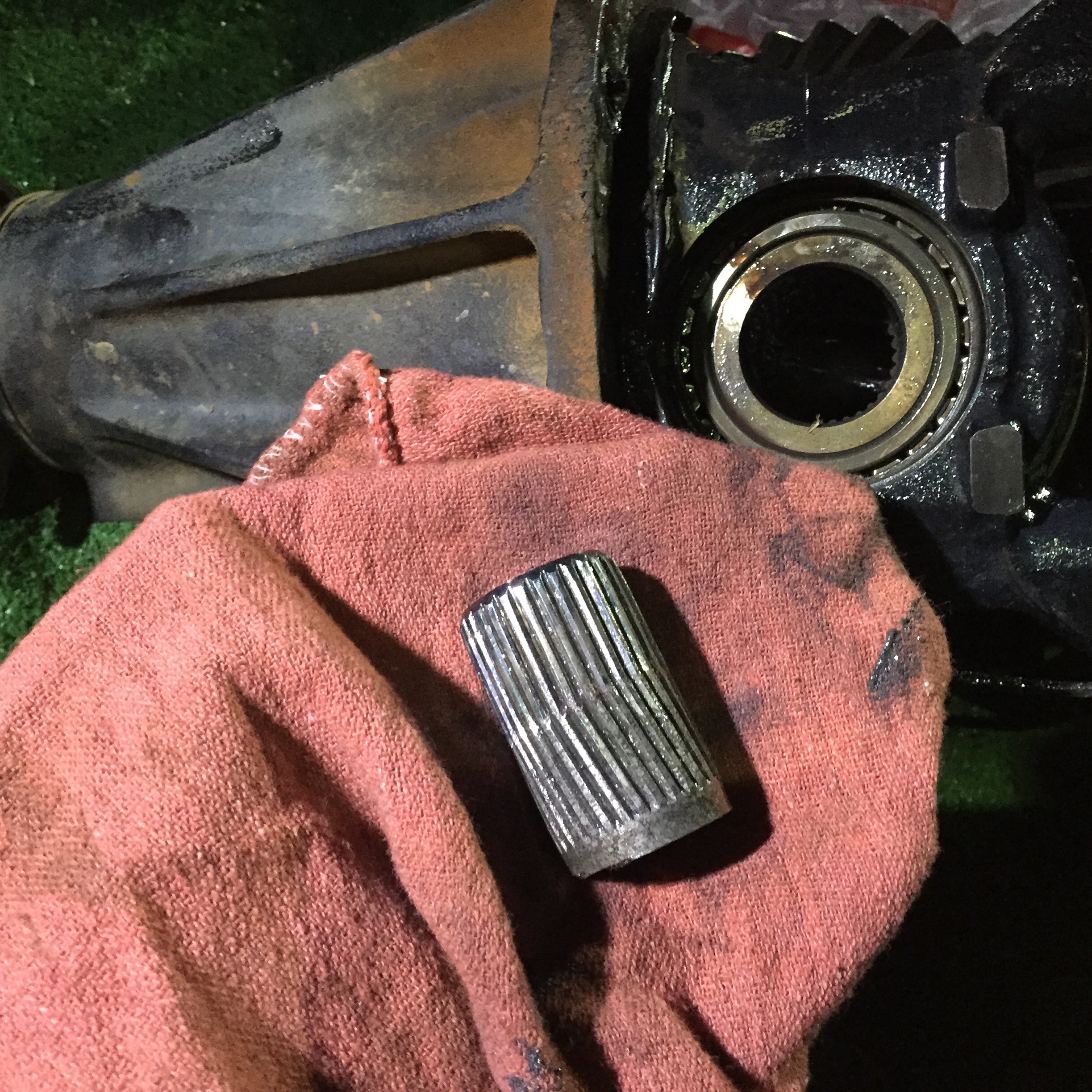 Stock axle shafts and crawlbox don't mix