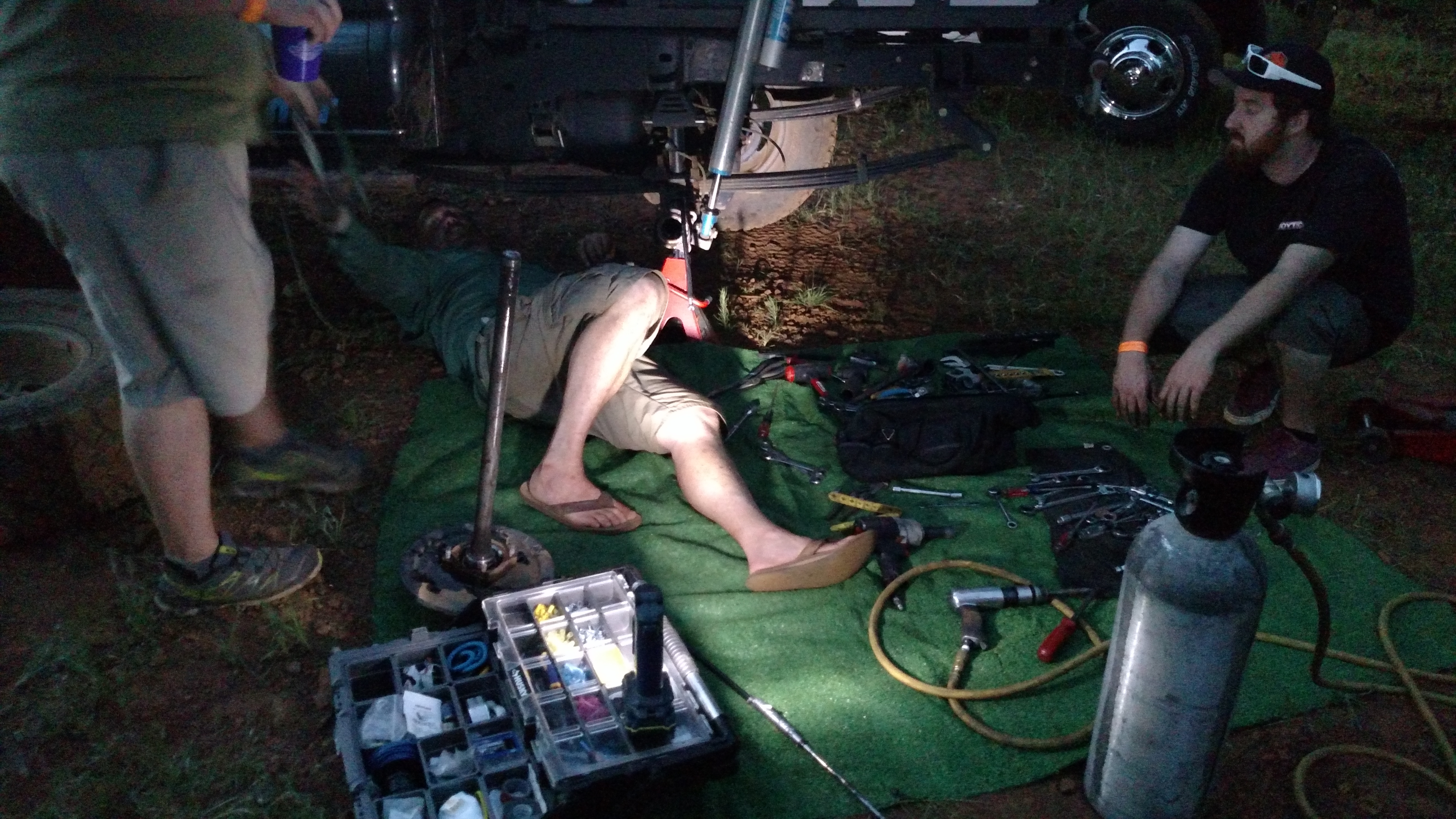 Trail Toys tearing down his axle